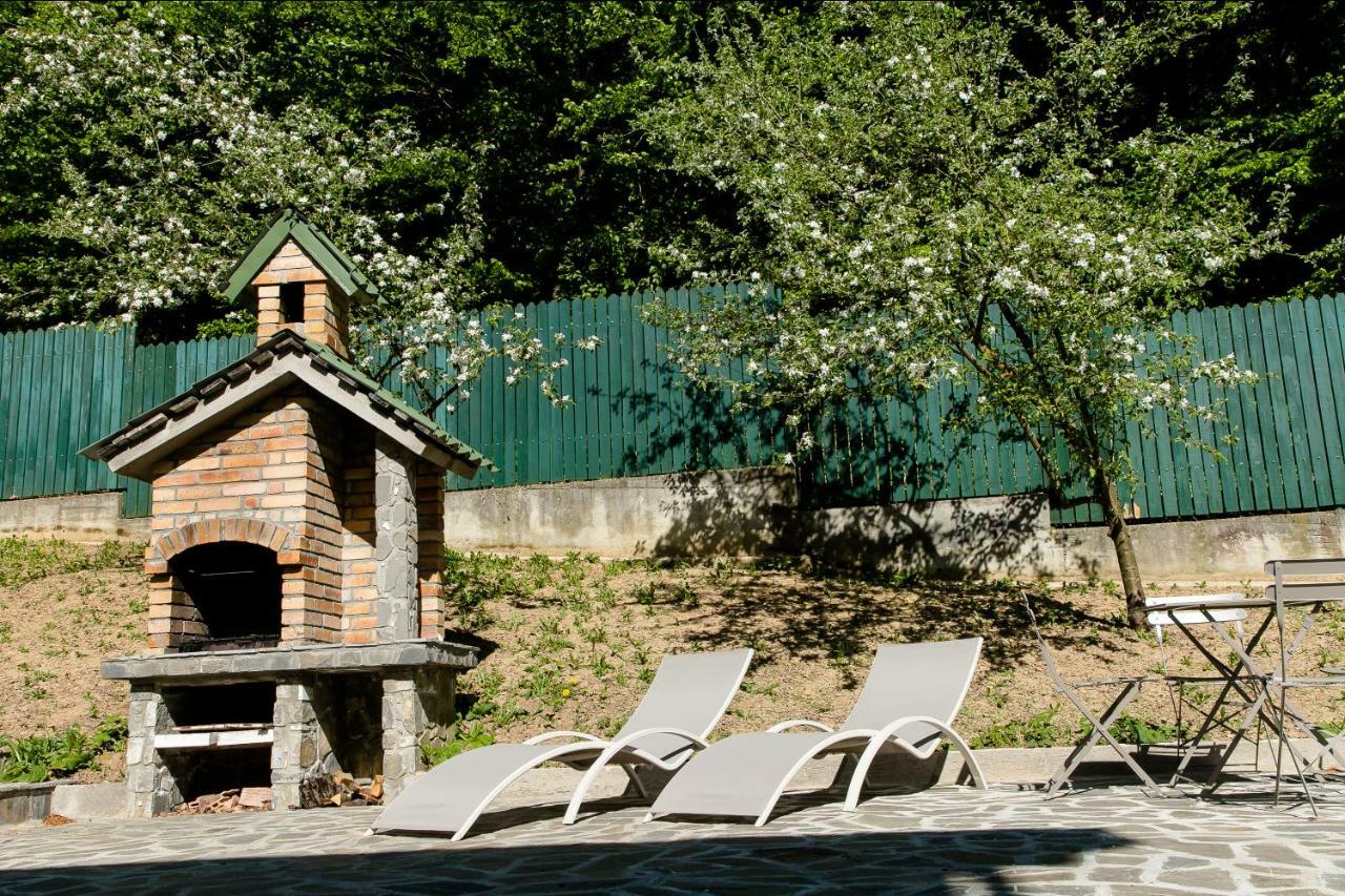 Studio 35 Busteni Exterior photo